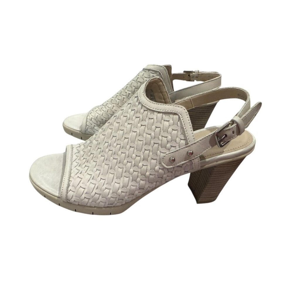 The Flexx white slingbacks size 10
